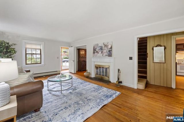 302 Howard Avenue, Fair Lawn, NJ 07410