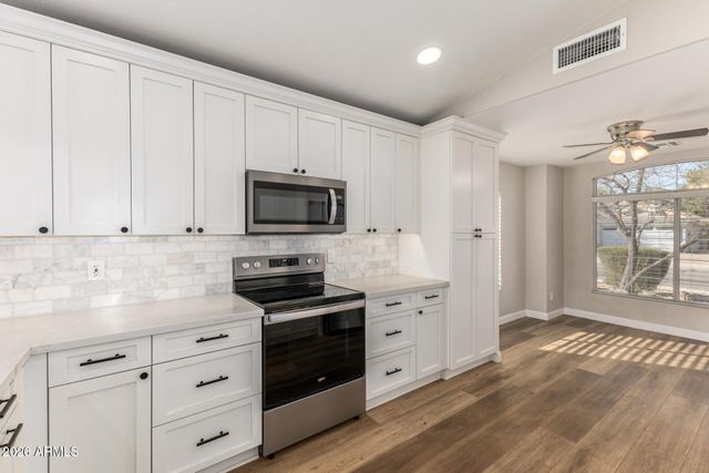 163 W LIBERTY Lane, Gilbert, AZ 85233