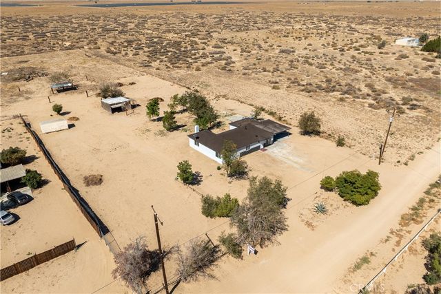 48225 93rd St W, Antelope Acres, CA 93536