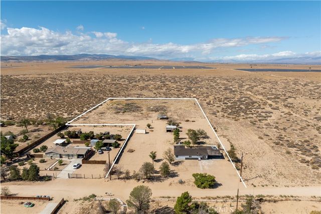 48225 93rd St W, Antelope Acres, CA 93536