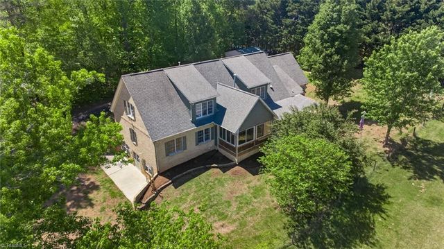 1747 Scalesville Road, Summerfield, NC 27358