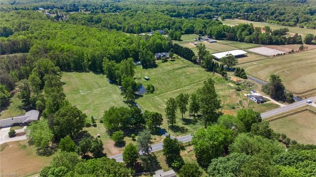 1747 Scalesville Road, Summerfield, NC 27358