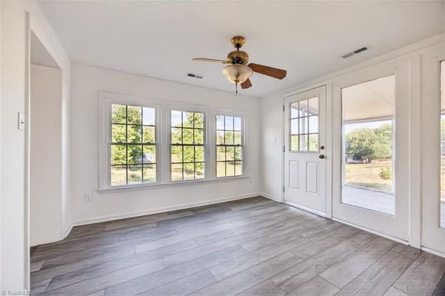 1747 Scalesville Road, Summerfield, NC 27358