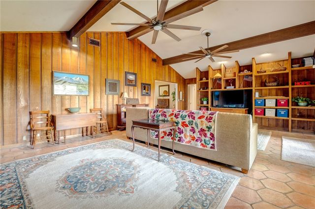 321 Bayshore Dr, Corpus Christi, TX 78412