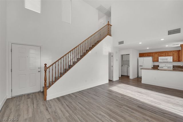 9017 Secret Valley Street, Las Vegas, NV 89139