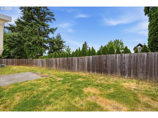 1543 Ne 16TH Way, Gresham, OR 97030