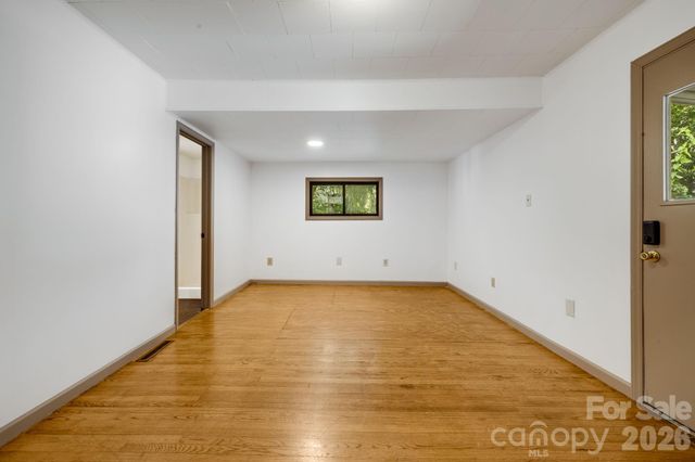 22 Jarrett Street, Asheville, NC 28806