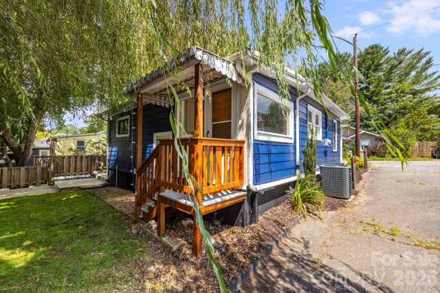 22 Jarrett Street, Asheville, NC 28806
