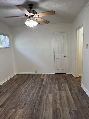 5011 W UNIVERSITY Boulevard, Dallas, TX 75209