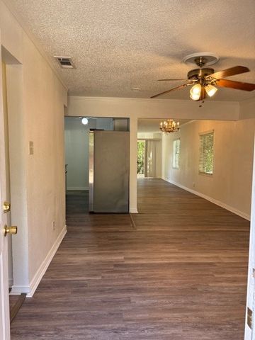 5011 W UNIVERSITY Boulevard, Dallas, TX 75209