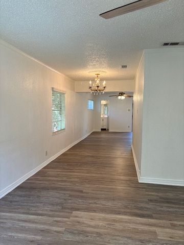 5011 W UNIVERSITY Boulevard, Dallas, TX 75209