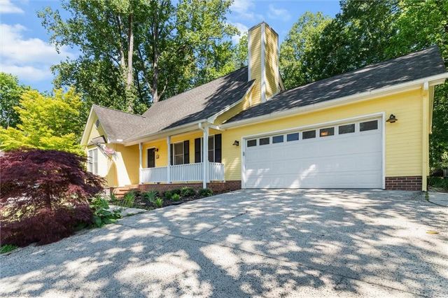 230 Country Club Road, Mount Airy, NC 27030