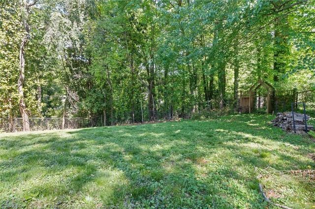 230 Country Club Road, Mount Airy, NC 27030