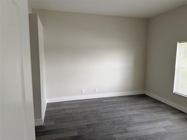 120 Hamilton Terrace, Royal Palm Beach, FL 33414