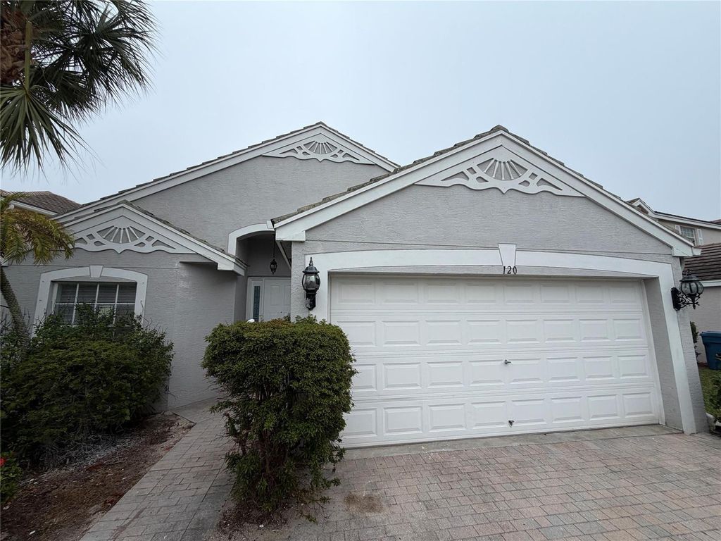 120 Hamilton Terrace, Royal Palm Beach, FL 33414