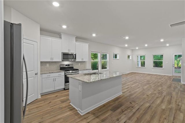 166 Magnolia Drive, Dawsonville, GA 30534