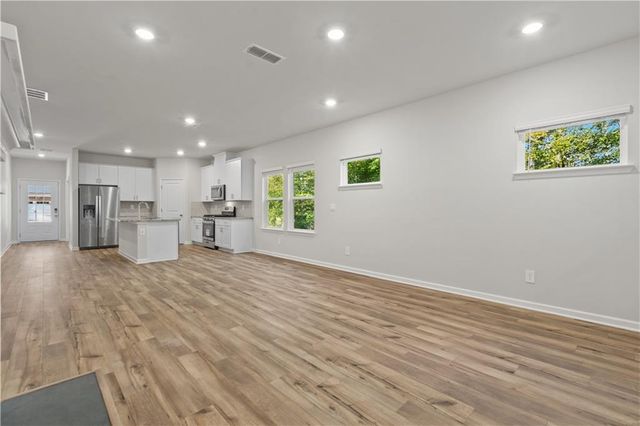 166 Magnolia Drive, Dawsonville, GA 30534