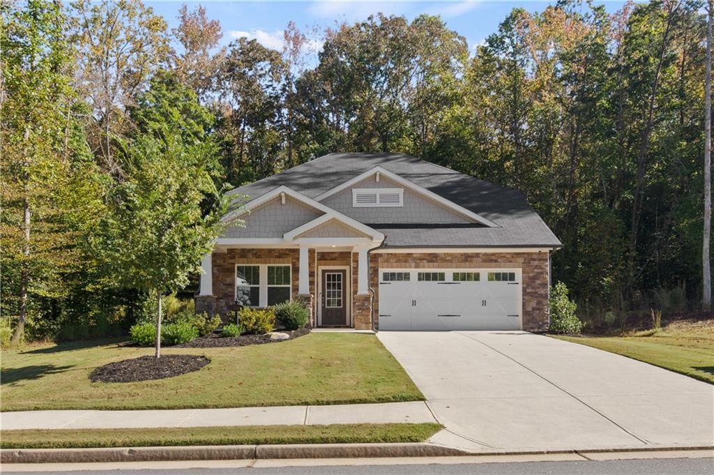 166 Magnolia Drive, Dawsonville, GA 30534
