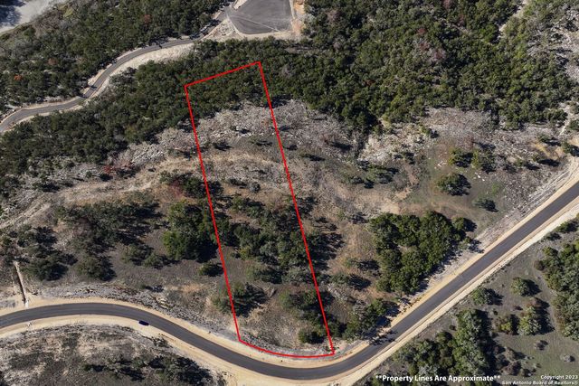 1837 Paradise Parkway, Canyon Lake, TX 78133