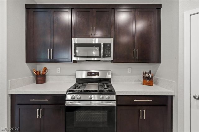 4274 Paragon Highlands Avenue, Las Vegas, NV 89141