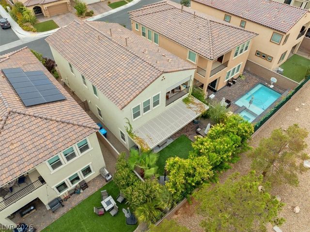 4274 Paragon Highlands Avenue, Las Vegas, NV 89141