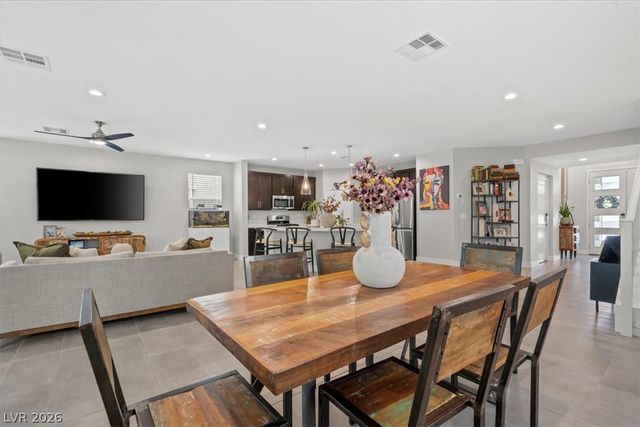 4274 Paragon Highlands Avenue, Las Vegas, NV 89141