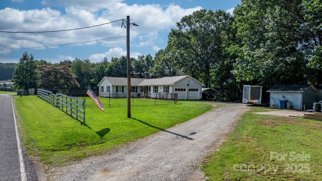 4395 Burton Drive, Maiden, NC 28650