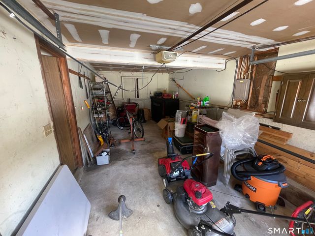 77 Meadow Lark Road, Naugatuck, CT 06770