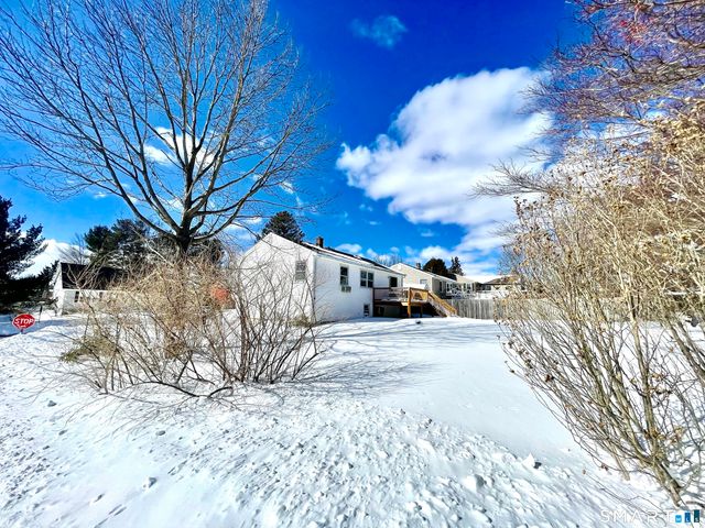 77 Meadow Lark Road, Naugatuck, CT 06770