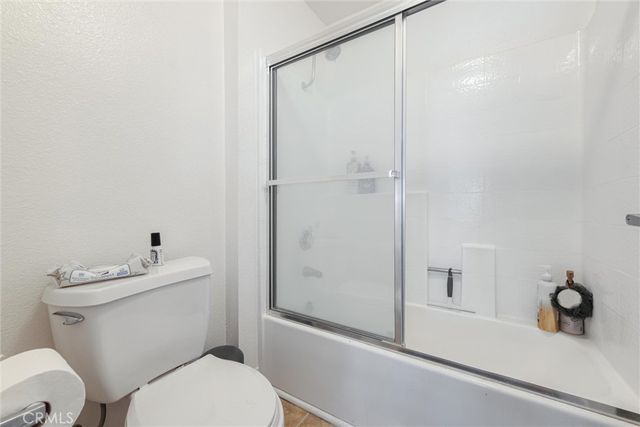 21450 Burbank Boulevard 203, Woodland Hills, CA 91367