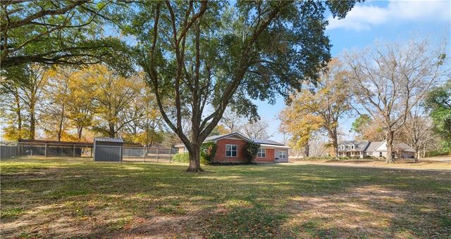 517 KISATCHIE Drive, Dry Prong, LA 71423