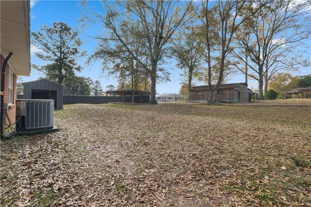 517 KISATCHIE Drive, Dry Prong, LA 71423
