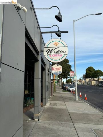 658 32Nd St, Richmond, CA 94804