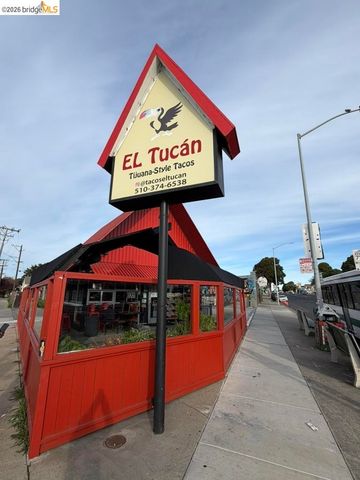 658 32Nd St, Richmond, CA 94804