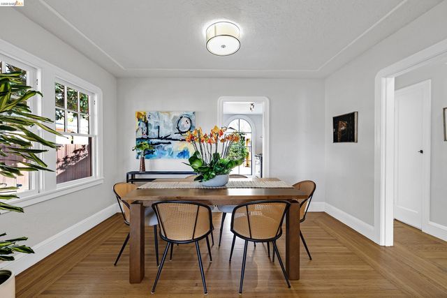 658 32Nd St, Richmond, CA 94804