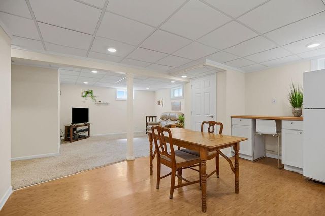 7834 Windsor Street, Prairie Village, KS 66208