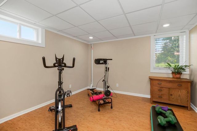 7834 Windsor Street, Prairie Village, KS 66208