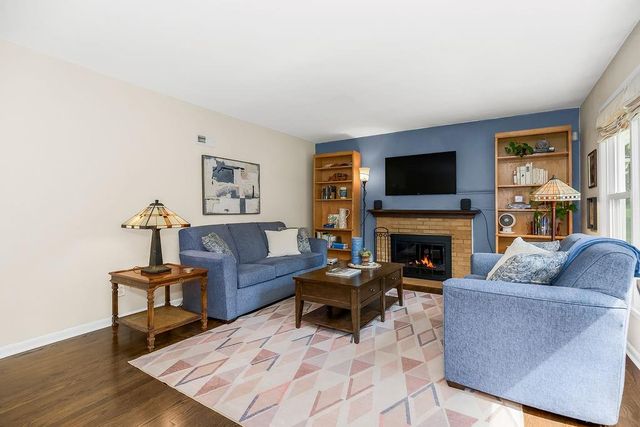7834 Windsor Street, Prairie Village, KS 66208