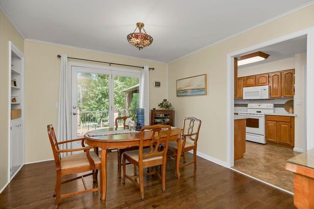 7834 Windsor Street, Prairie Village, KS 66208