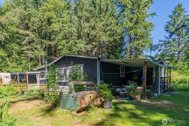 6740 101st Avenue SW, Olympia, WA 98512