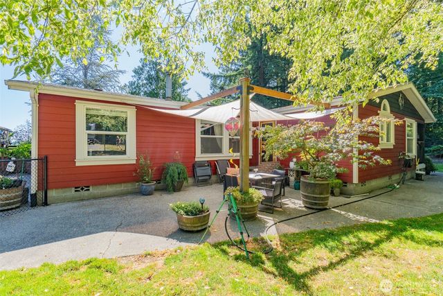 6740 101st Avenue SW, Olympia, WA 98512