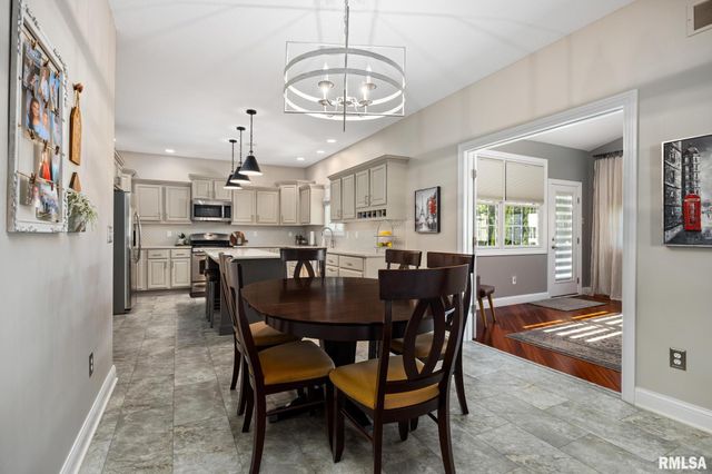 3809 W Wood Trail Court, Dunlap, IL 61525