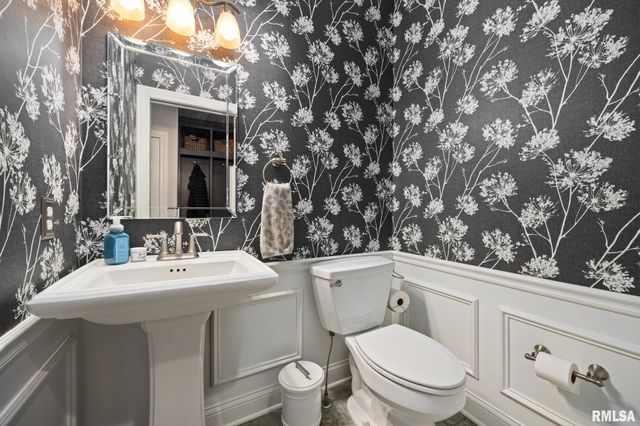 3809 W Wood Trail Court, Dunlap, IL 61525