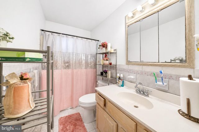 205 EAGON AVE, Egg Harbor Township, NJ 08234