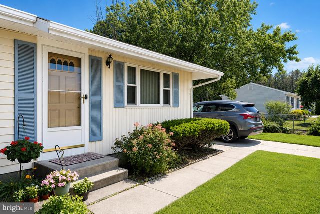 205 EAGON AVE, Egg Harbor Township, NJ 08234