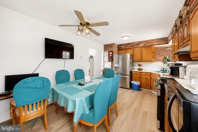 205 EAGON AVE, Egg Harbor Township, NJ 08234