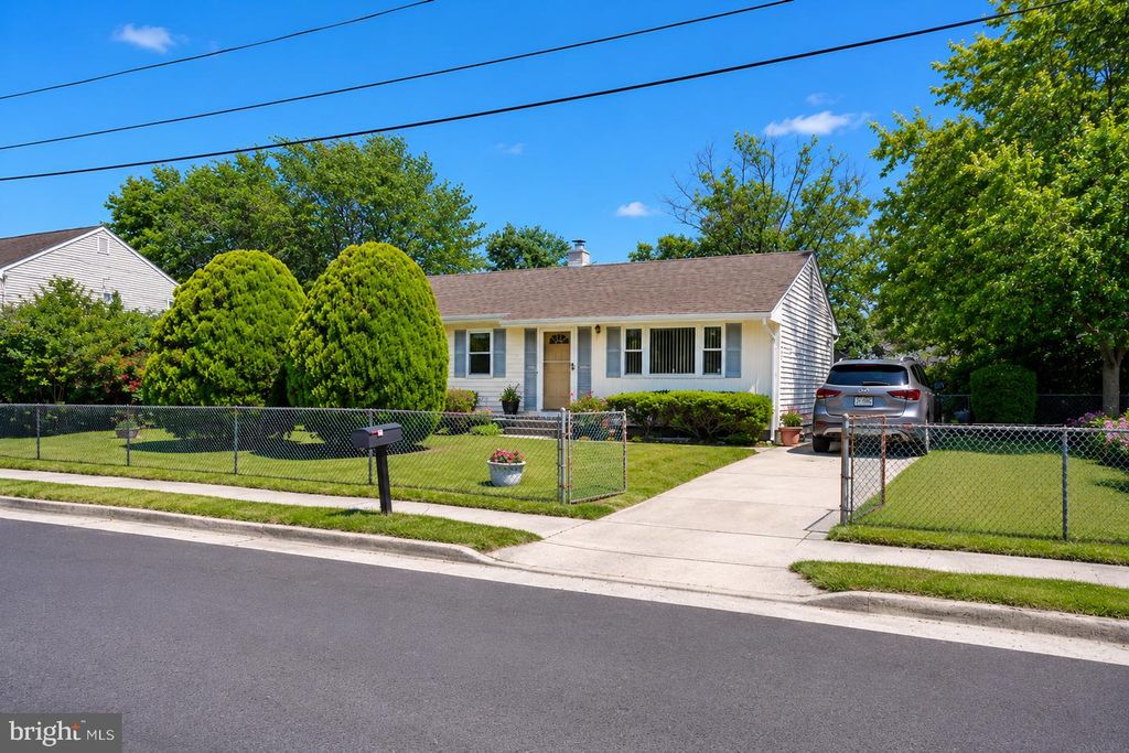 205 EAGON AVE, Egg Harbor Township, NJ 08234