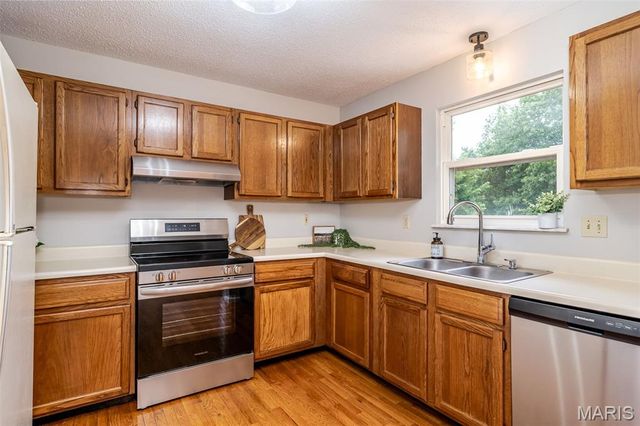 7716 Meadow View Circle, Union, MO 63084
