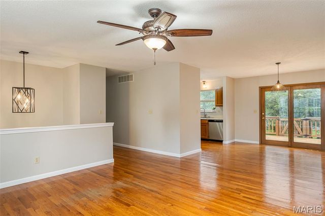 7716 Meadow View Circle, Union, MO 63084
