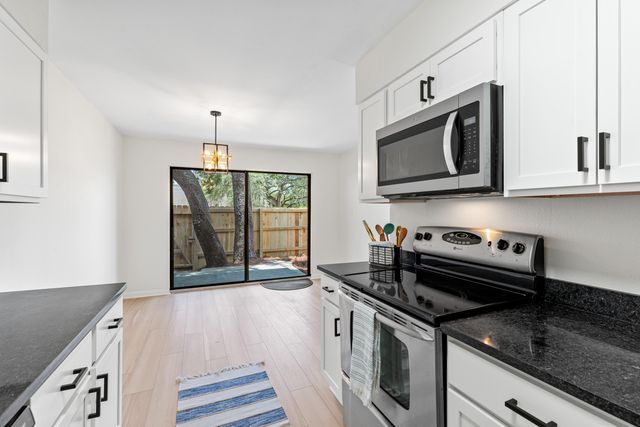 210 Pelham, 112A, Fort Walton Beach, FL 32547